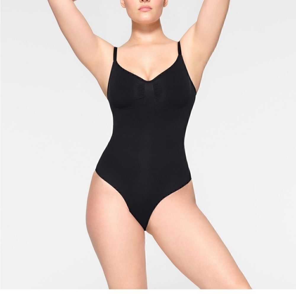 Skims NWT Seamless Sculpt Brief Bodysuit In Onyx Size S